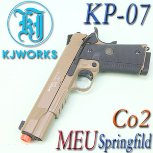 [매장입고] KJW. MEU Springfield Full Metal Tan Co2 Ver. 핸드건/ KP-07